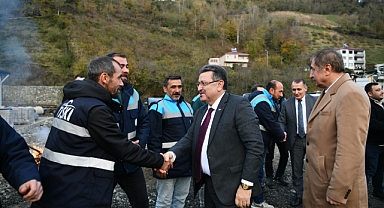 BAŞKAN GENÇ TİSKİ ŞANTİYESİNİ İNCELEDİ