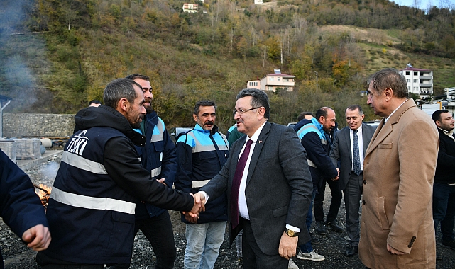 BAŞKAN GENÇ TİSKİ ŞANTİYESİNİ İNCELEDİ