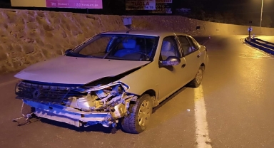 Boyabat'ta iki otomobilin çarpıştığı kazada 2 kişi yaralandı