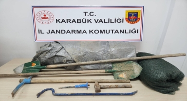 Karabük'te kaçak kazı yapan şüpheli suçüstü yakalandı