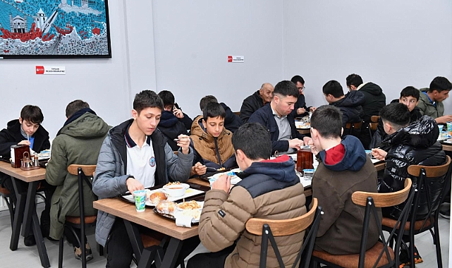 Kent Lokantası öğrencilerden büyük rağbet görüyor 