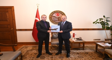 AA Samsun Bölge Müdürü Demir, Vali Dallı'yı ziyaret etti