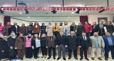 AK Parti Alaçam İlçe Kadın Kolları Başkanlığına yeniden Güven Kıcır seçildi