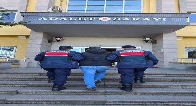 Artvin'de 6 firari yakalandı