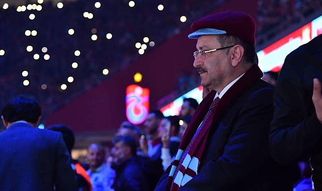 BAŞKAN GENÇ’TEN TRABZONSPOR TARAFTARINA 'TRİBÜNLERİ DOLDURALIM'  ÇAĞRISI