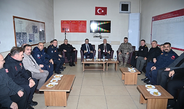 BAŞKAN GENÇ VE İL PROTOKOLÜ YENİ YILA  BÖYLE GİRDİ