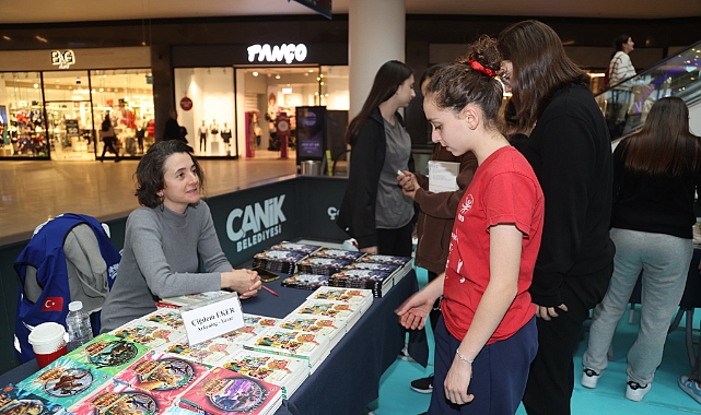 Başkan İbrahim Sandıkçı: "Çocuklarımıza okuma kültürü kazandırıyoruz"