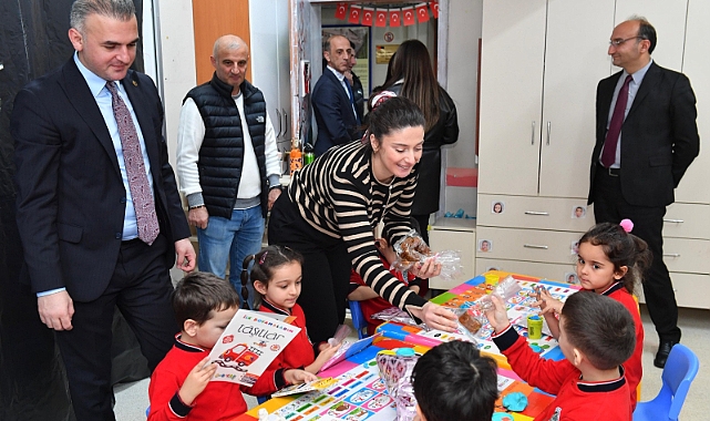 Başkan Kaya’dan özel gereksinimli çocuklara yeni yıl hediyesi 