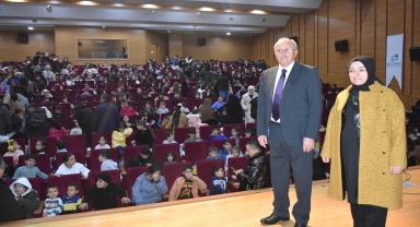 Boyabat Belediyesi çocuklar için sinema etkinliği düzenledi