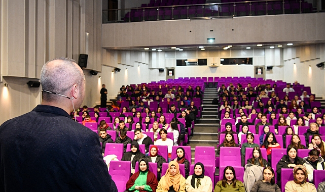 BÜYÜKŞEHİR BELEDİYESİ'NDEN ÜNİVERSİTE ADAYLARINA DESTEK SEMİNERİ