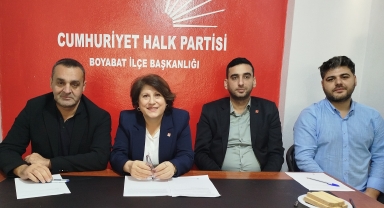 CHP Sinop Milletvekili Karadeniz Boyabat'ta partililerle buluştu