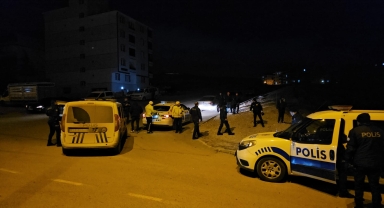 Çorum’daki asayiş uygulamasında uyuşturucu ve silah ele geçirildi