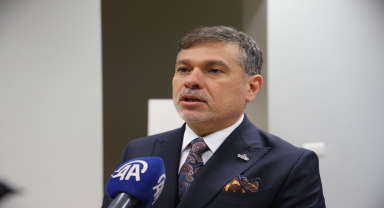 Finansal teknolojilere ilgi duyan gençlere