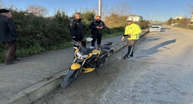 Gerze'de motosikletin devrildiği kazada 1 kişi yaralandı