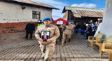 Giresun'da Kıbrıs gazisi Akkurt son yolculuğuna uğurlandı