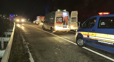 Karabük'te iki otomobilin çarpıştığı kazada 4 kişi yaralandı