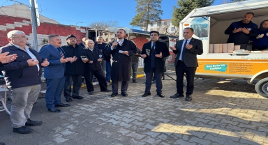 Kastamonu'da vatandaşlara coğrafi işaretli kara çorba ikram edildi