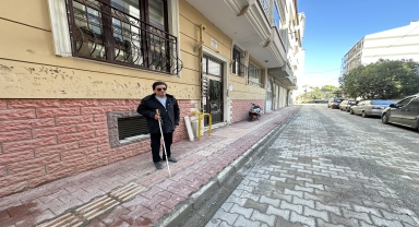 Samsun'da evlerine ulaşmakta sorun yaşayan görme engelli çiftin sesini Bakan Uraloğlu duydu