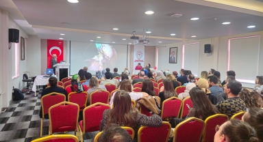 Trabzon'da doktorlara yönelik eğitim toplantısı düzenlendi
