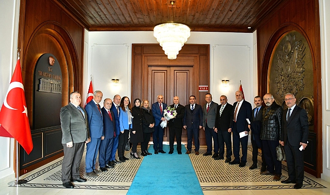 Trabzon Valisi Aziz Yıldırım