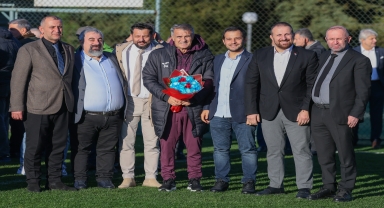 Trabzonspor'a eski asbaşkanlar ve kurul üyelerinden destek ziyareti