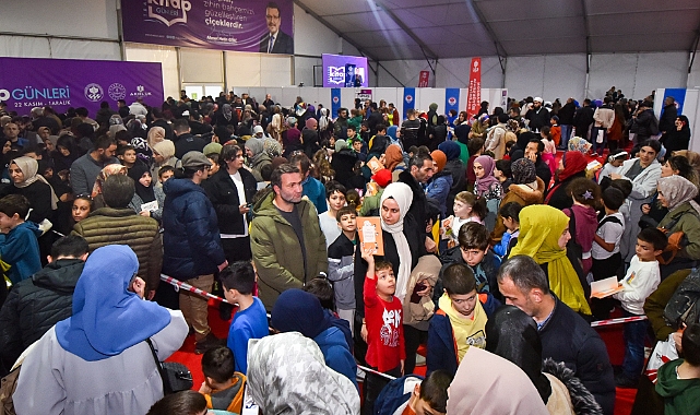 TÜRKİYE GENELİNDEKİ EN BÜYÜK ORGANİZASYONLARDAN BİRİ OLDU  TRABZON KİTAP GÜNLERİ TARİHE GEÇTİ