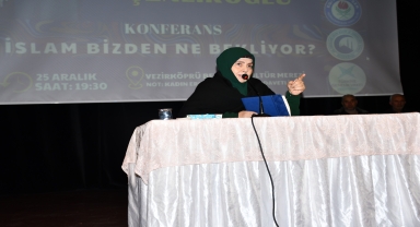 Yazar Emine Şenlikoğlu, Vezirköprü ilçesinde konferans verdi
