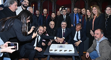BAŞKAN GENÇ GAZETECİLERİN GÜNÜNÜ KUTLADI
