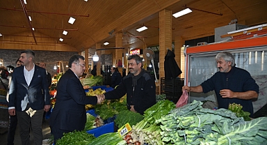 BAŞKAN GENÇ KADINLAR HALİ’Nİ ZİYARET ETTİ