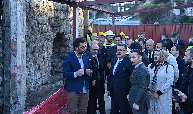 BAŞKAN GENÇ TARİHİ SURLARDA “GEÇMİŞİ GELECEĞE TAŞIYORUZ”