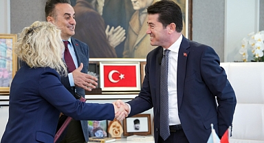 Başkan Kaya, Belediye Başkanları Sözleşmesini imzaladı