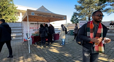 Başkan Kaya, üniversite öğrencilerini unutmadı