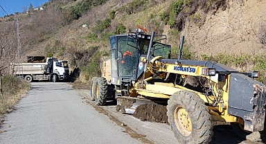 BÜYÜKŞEHİR 18 İLÇEDE YOL ÇALIŞMALARINI SÜRDÜRÜYOR