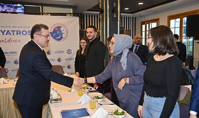 BÜYÜKŞEHİR TİYATROSU İSTANBUL VE ANKARA’YA AÇILIYOR