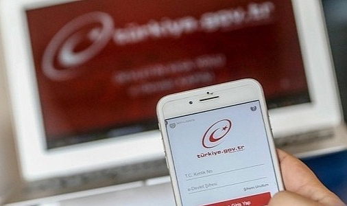 Cumhurbaşkanlığı Dijital Dönüşüm Ofisi, 2024 yılında e-Devlet Kapısı'ndan 4,2 milyar işlem yapıldığını bildirdi