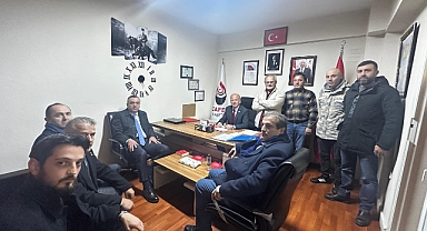 İYİ PARTİ TRABZON MİLLETVEKİLİ YAVUZ AYDIN’DAN ZAFER PARTİSİ’NE DESTEK ZİYARETİ