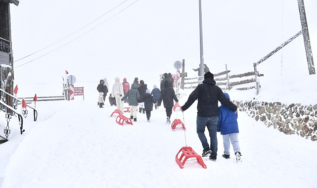 Ortahisar Belediyesi’nden koruma altındaki çocuklara sömestr hediyesi