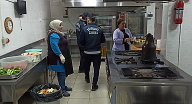 ZABITA EKİPLERİ OKUL KANTİNLERİNİ DENETLEDİ