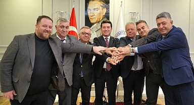 Başkan Kaya, A Takımı ile güçlü bir Ortahisar mesajı verdi