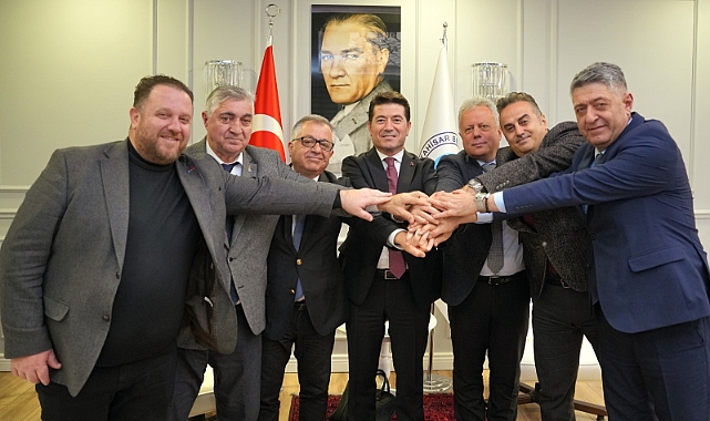 Başkan Kaya, A Takımı ile güçlü bir Ortahisar mesajı verdi