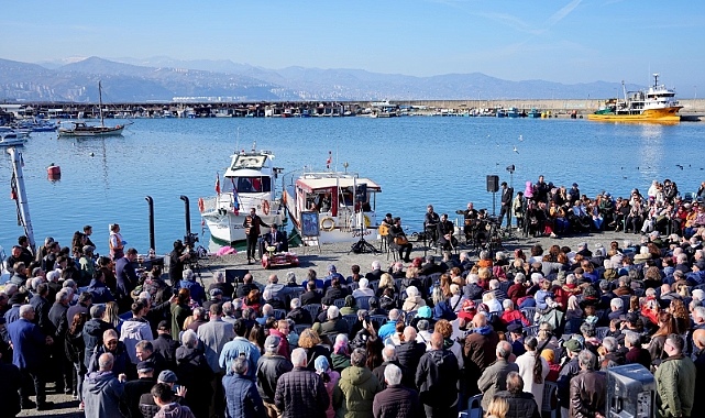 Başkan Kaya, ‘Görkemli Hatıralar’a konuk oldu Trabzon Faroz Limanı’na akın etti