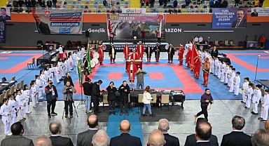 KARATE ŞAMPİYONASI TRABZON’DA BAŞLADI BAŞKAN GENÇ: ULUSLARARASI ORGANİZASYONLARA HAZIRIZ