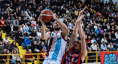 Trabzonspor 93-82 Carpartner Ted Ankara Kolejliler