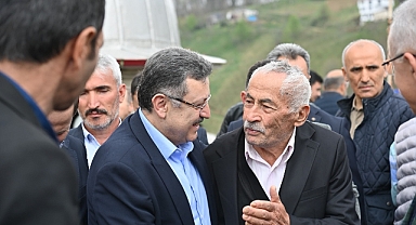 BAŞKAN GENÇ, ŞAPAZARI’NDA MEVLİDE KATILDI, VATANDAŞLARLA BAYRAMLAŞTI