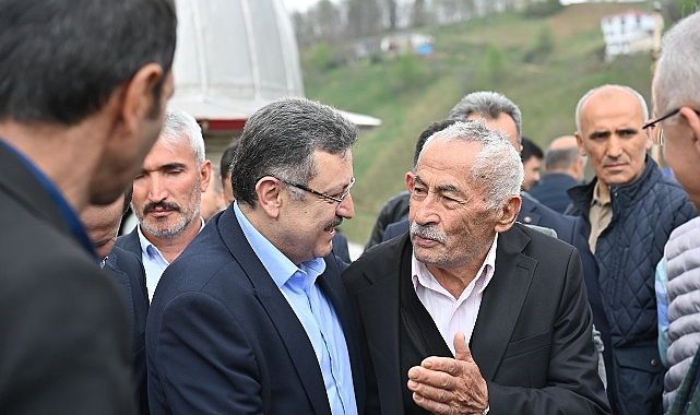 BAŞKAN GENÇ, ŞAPAZARI’NDA MEVLİDE KATILDI, VATANDAŞLARLA BAYRAMLAŞTI