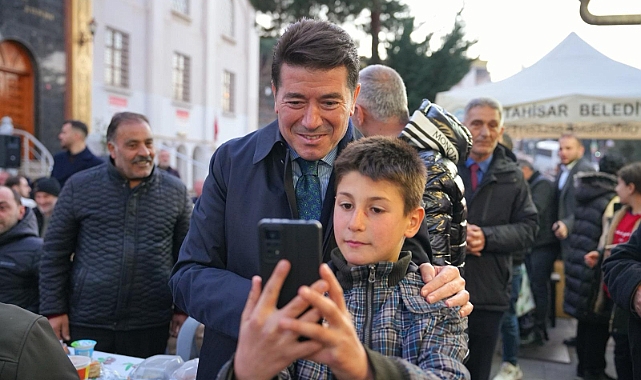 Başkan Kaya, Bahçecik Mahallesi sakinleriyle iftarda buluştu
