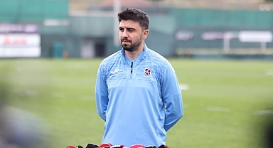 Futbolcumuz Ozan Tufan basın toplantısı düzenledi