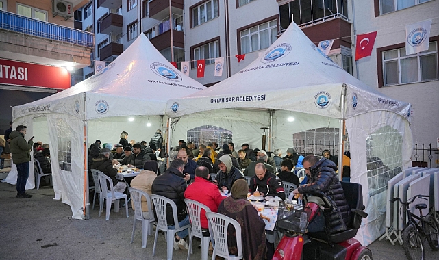 Ortahisar Belediyesi, mahallelerde iftar sofraları kuruyor