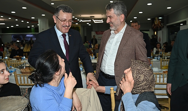 Trabzon protokolü, yetim, öksüz, şehit ve gazi çocuklarıyla iftarda buluştu 