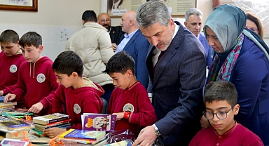 AK Parti Çocukları Sevindirdi